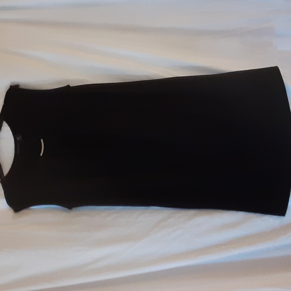 Like New Tahari Black Dress Size M